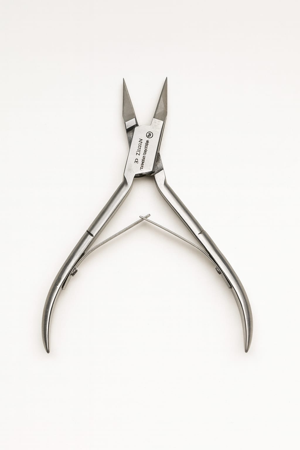 alicate podológico de corte recto en acero alemán alicate podológico de corte recto en acero alemán